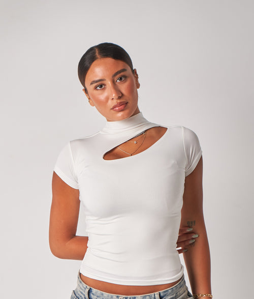 Cut-Out Top / White