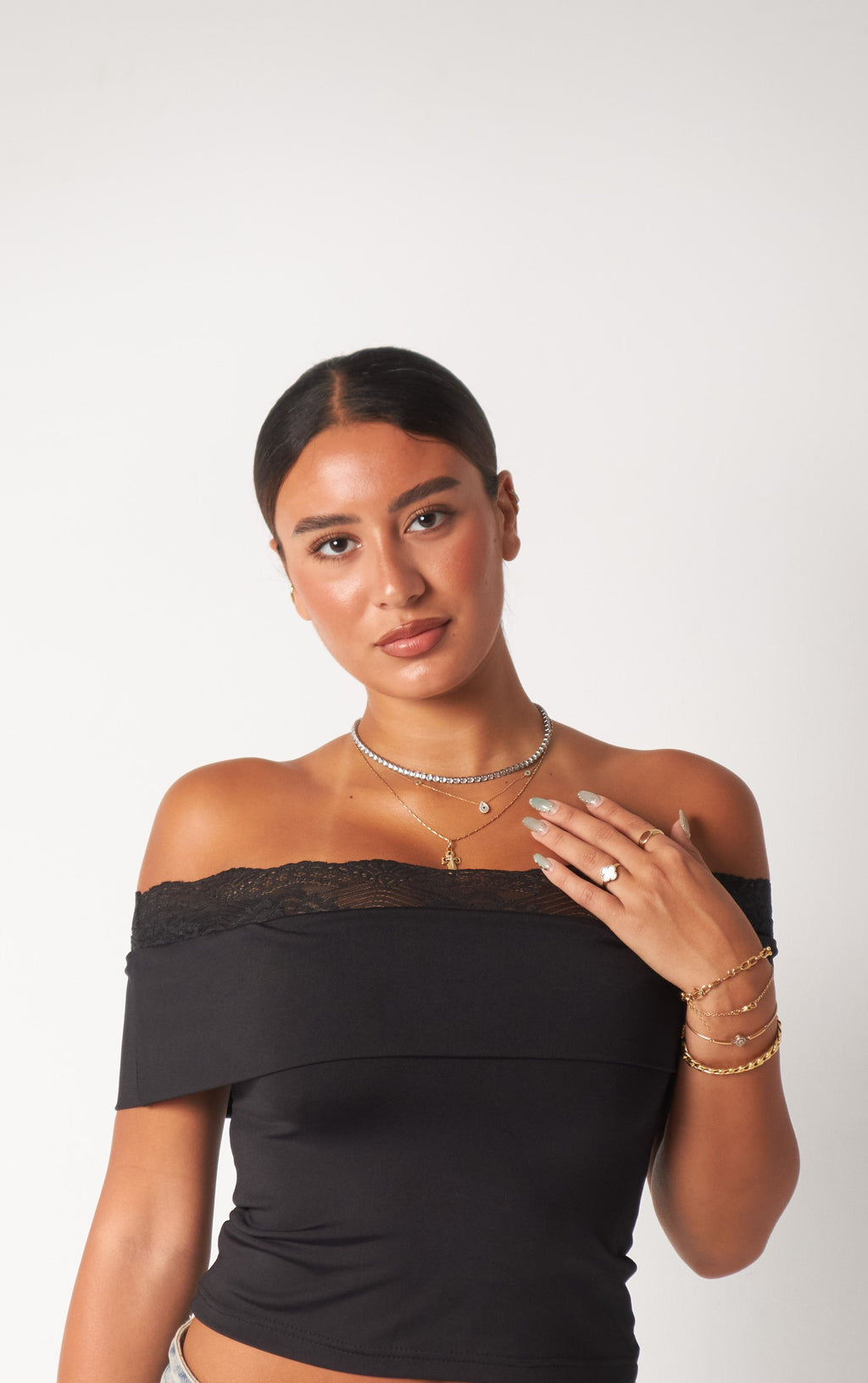 Off-Shoulder Lace Top /  Black