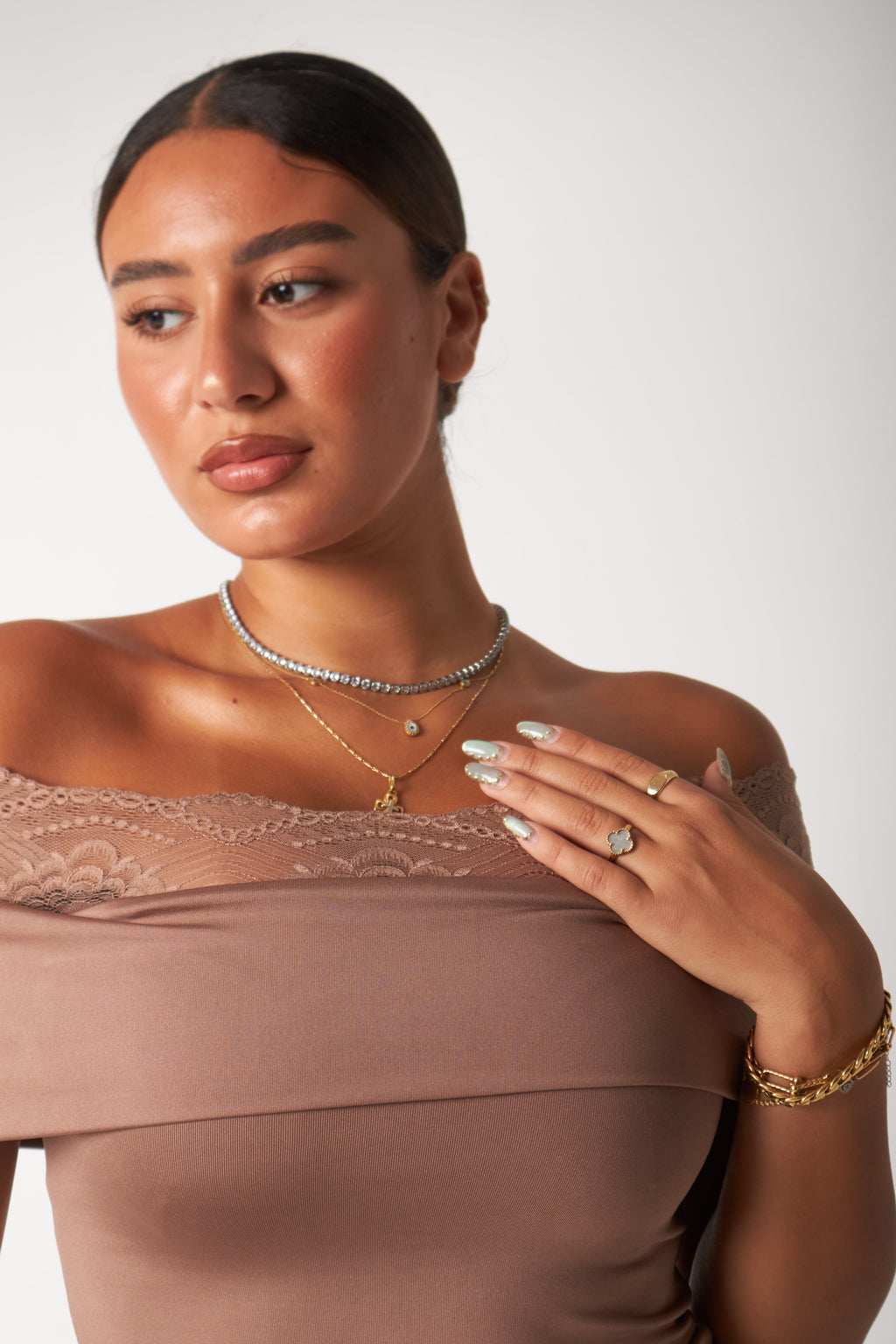 Off-Shoulder Lace Top / Brown