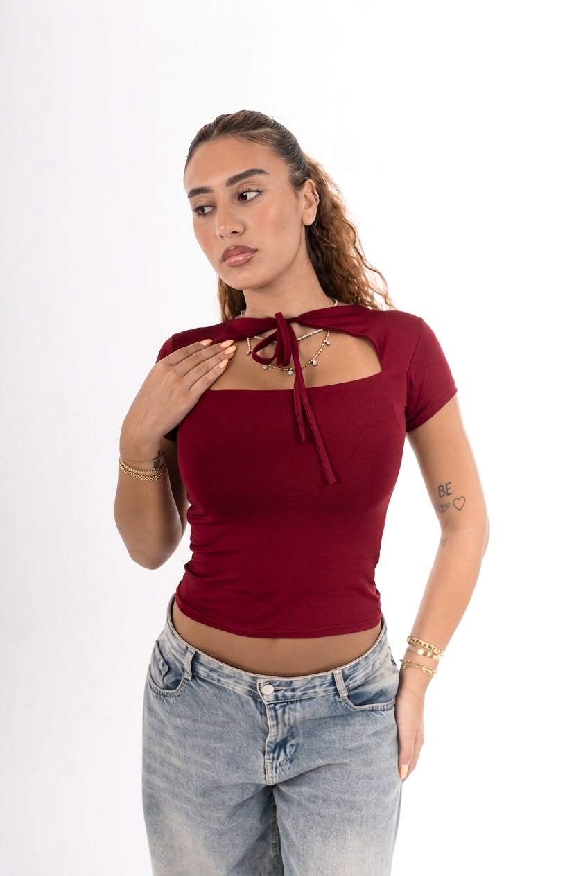 Knot-Front Top