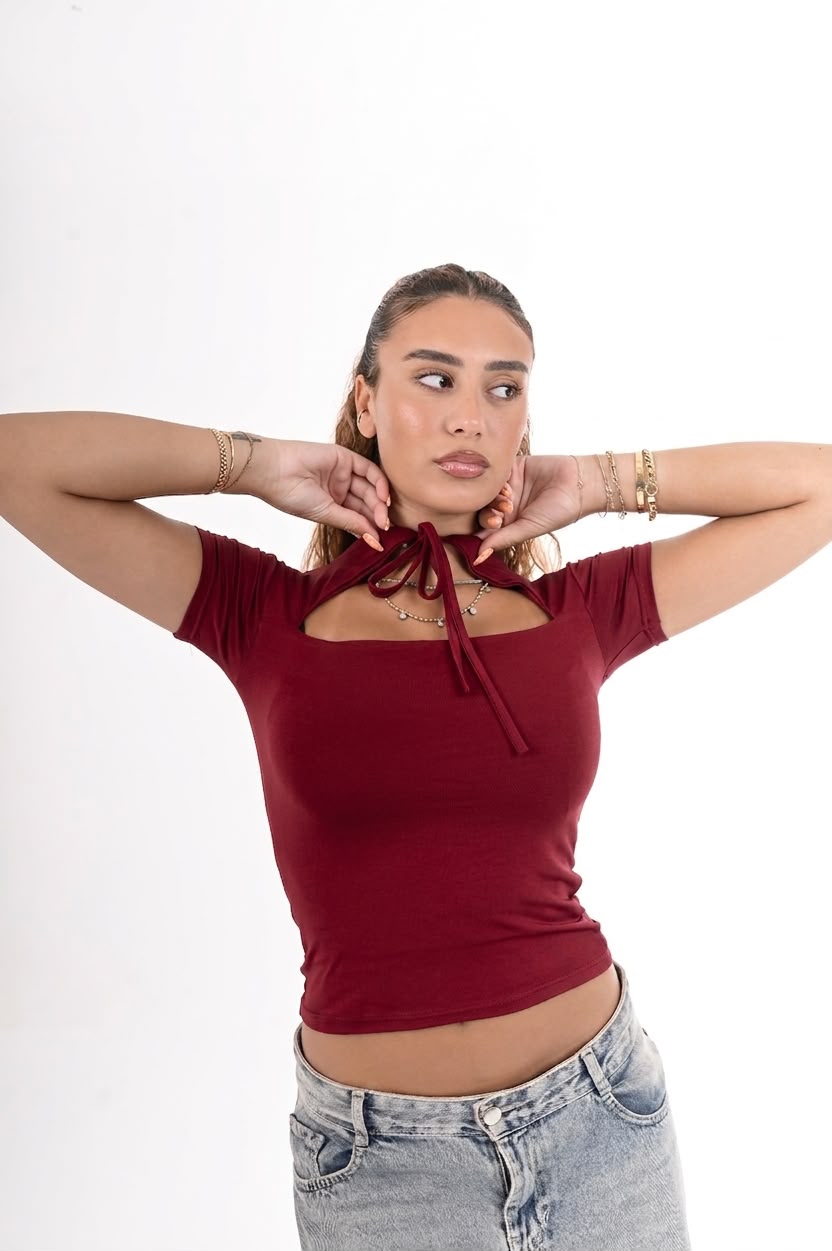Knot-Front Top